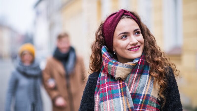 Comment choisir le design parfait pour votre foulard personnalisé ?